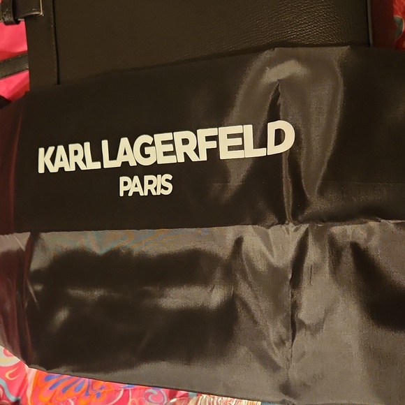 Tote - Picture 5 of 5